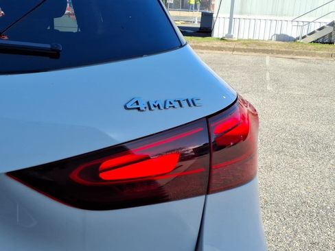Certified 2025 Mercedes-Benz GLA 250 4MATIC image 8