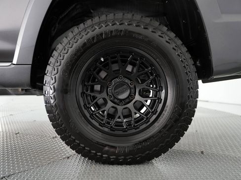 Used 2019 Toyota 4Runner Limited image 62