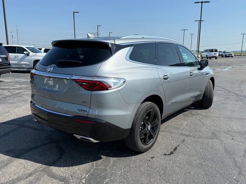 Used 2024 Buick Enclave Essence w/ Experience Buick Package AWD/4WD image 2