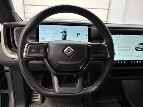 Used 2023 Rivian R1S Launch Edition image 28