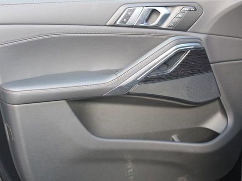 New 2026 BMW X6 xDrive40i image 17