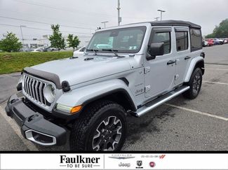 Used 2024 Jeep Wrangler Unlimited Sahara w/ Technology Group AWD/4WD video 1