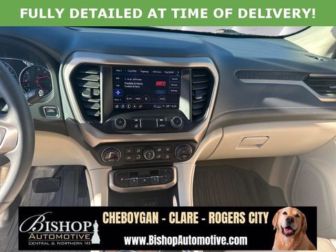 Used 2023 GMC Acadia Denali w/ Denali Ultimate Package image 6