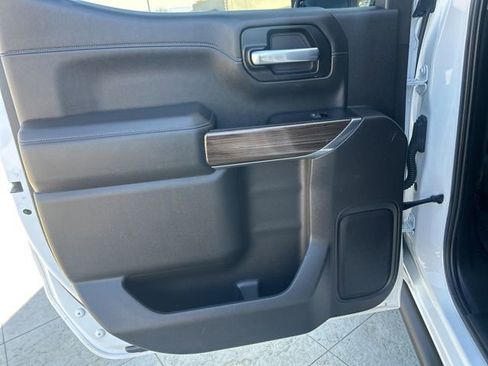 Used 2020 Chevrolet Silverado 1500 LT Trail Boss image 20