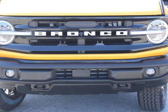 Used 2021 Ford Bronco Outer Banks AWD/4WD image 13