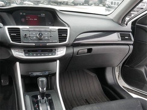 Used 2015 Honda Accord Sport image 23
