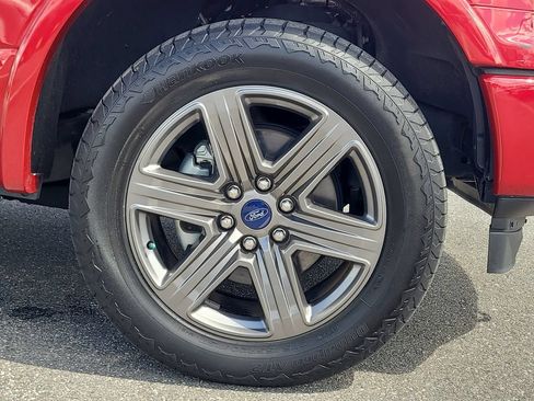 Used 2020 Ford F150 Lariat w/ Equipment Group 502A Luxury AWD/4WD image 6