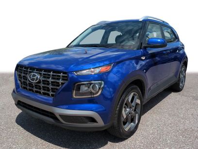 Used 2025 Hyundai Venue SEL