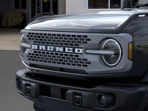 New 2026 Ford Bronco Badlands AWD/4WD image 19