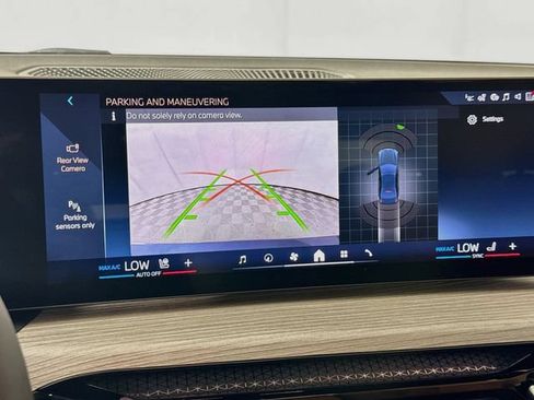 New 2026 BMW 330i xDrive Sedan w/ Premium Package AWD/4WD image 14