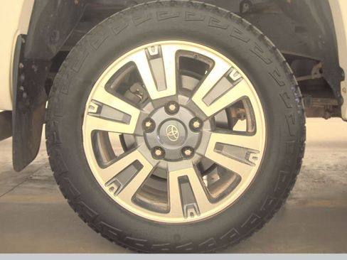 Used 2019 Toyota Tundra Platinum image 11