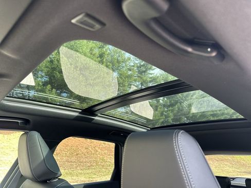 Certified 2025 BMW X1 xDrive28i w/ Convenience Package image 27