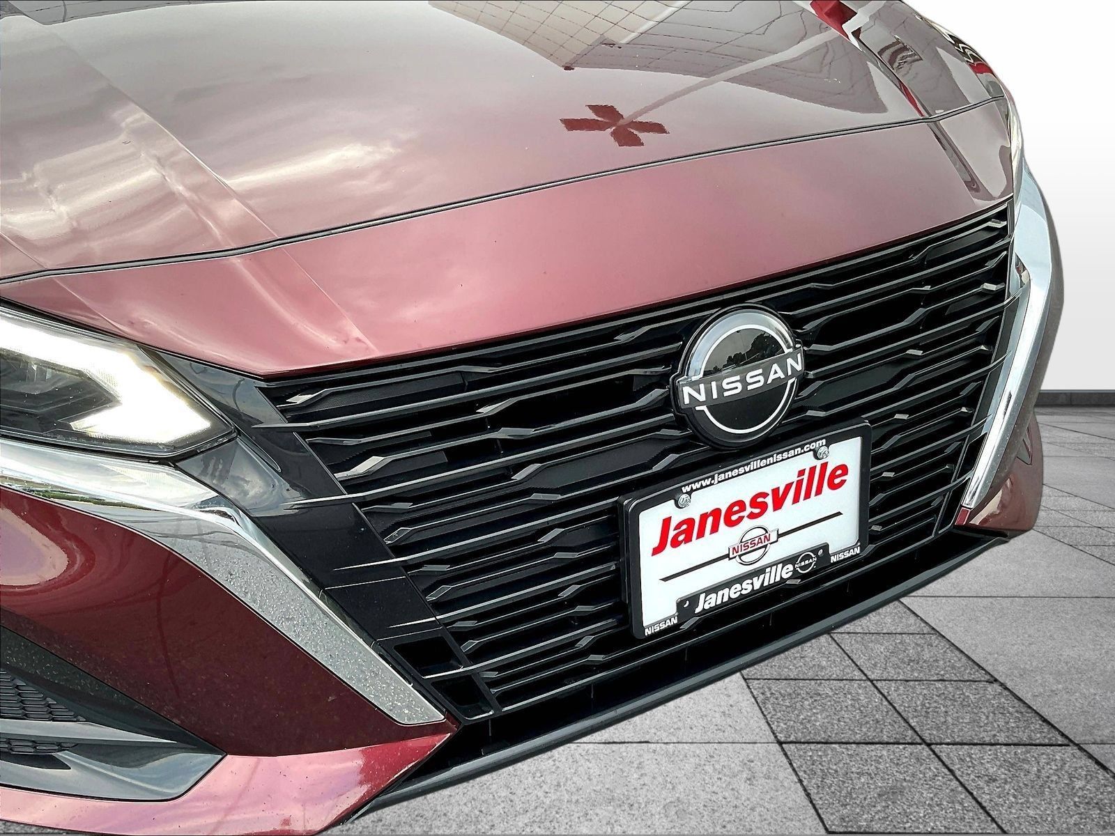 Certified 2024 Nissan Altima 2.5 SV FWD image 35