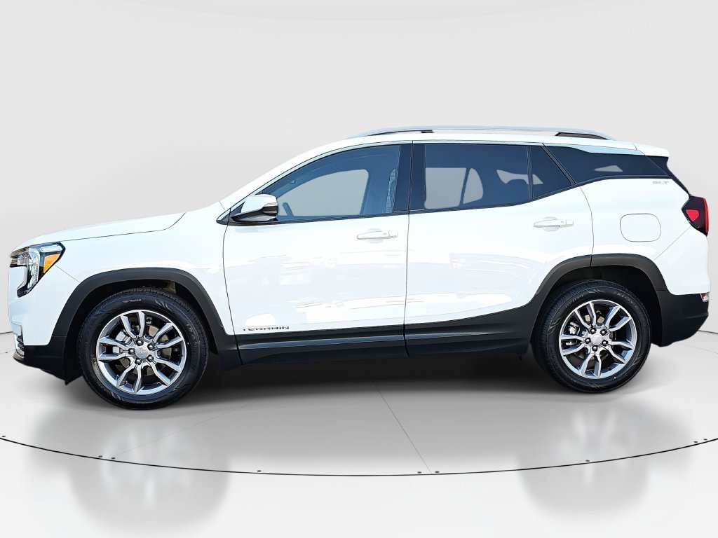 Used 2023 GMC Terrain SLT FWD image 8