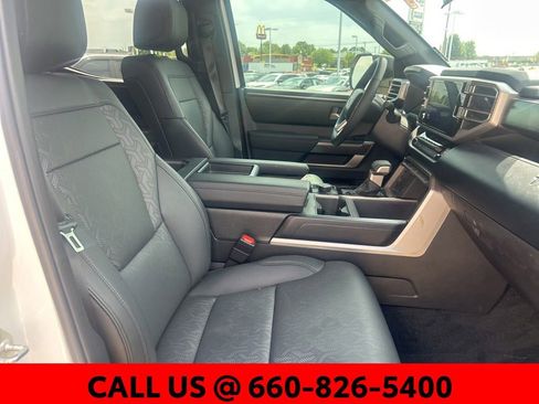 Used 2025 Toyota Tundra SR5 w/ SR5 Premium Package AWD/4WD image 4