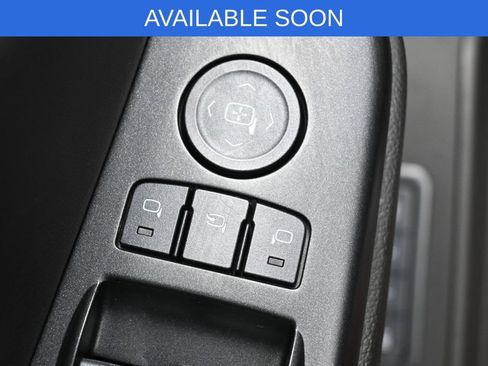 Used 2018 Chevrolet Suburban Premier AWD/4WD image 13