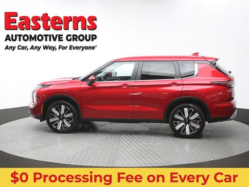 Used 2025 Mitsubishi Outlander SE FWD image 60