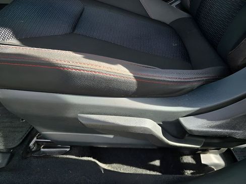 Used 2019 Subaru Impreza 2.0i Sport image 16