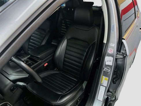Used 2023 Ford Edge SEL AWD/4WD image 18