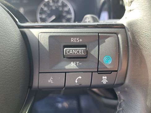 Certified 2022 Nissan Pathfinder SV w/ SV Premium Package image 24