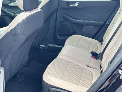 Used 2021 Ford Escape SE w/ Convenience Package FWD image 18