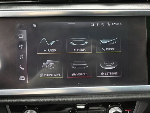 Used 2022 Audi Q3 2.0T Premium Plus w/ Premium Plus Package image 24