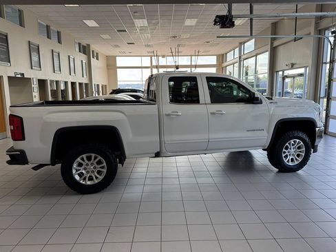 Used 2016 GMC Sierra 1500 SLE w/ SLE Value Package AWD/4WD image 6