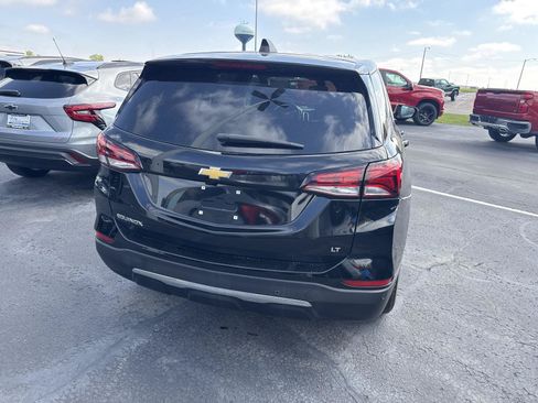 Used 2024 Chevrolet Equinox LT FWD image 3