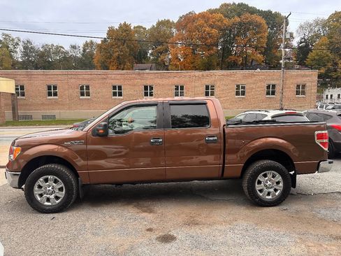 Used 2012 Ford F150 XLT w/ XLT Chrome Pkg image 4
