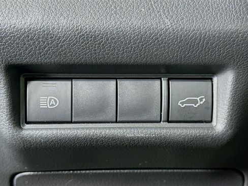 Used 2025 Toyota Grand Highlander AWD image 17