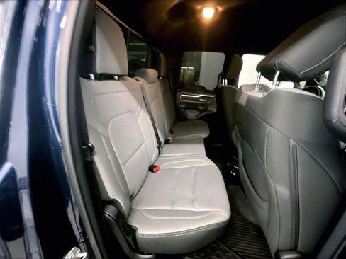 Used 2022 RAM 1500 Big Horn AWD/4WD image 16