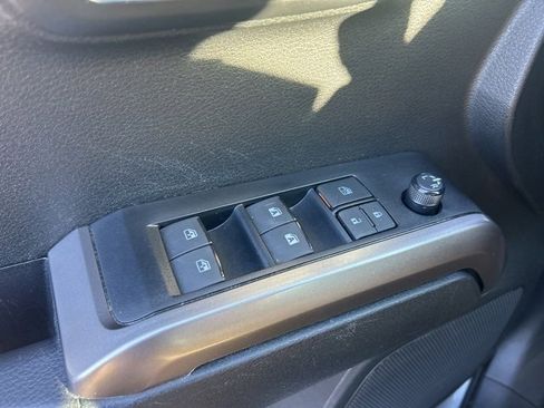 Used 2023 Toyota Tacoma TRD Sport image 15