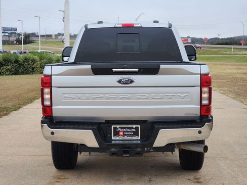 Used 2022 Ford F250 Lariat w/ Lariat Value Package image 8