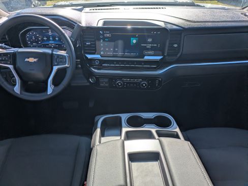 Used 2025 Chevrolet Silverado 2500 LT image 15