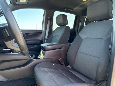 Used 2023 Chevrolet Colorado Trail Boss w/ Technology Package image 13