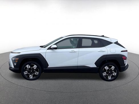 Used 2025 Hyundai Kona SEL image 9