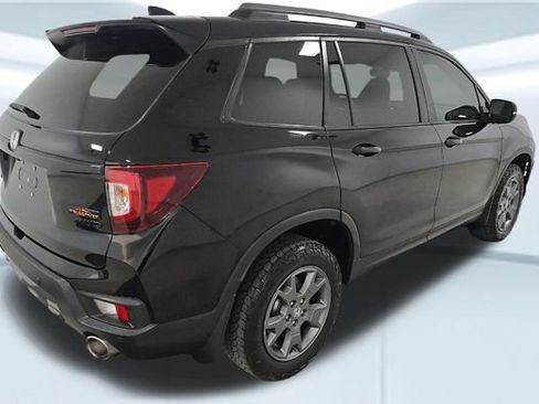 Used 2024 Honda Passport TrailSport image 5