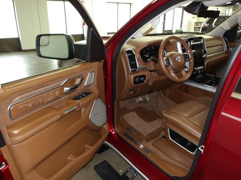 Used 2023 RAM 1500 Limited AWD/4WD image 8