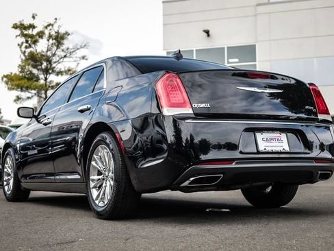 Used 2015 Chrysler 300 C RWD image 15