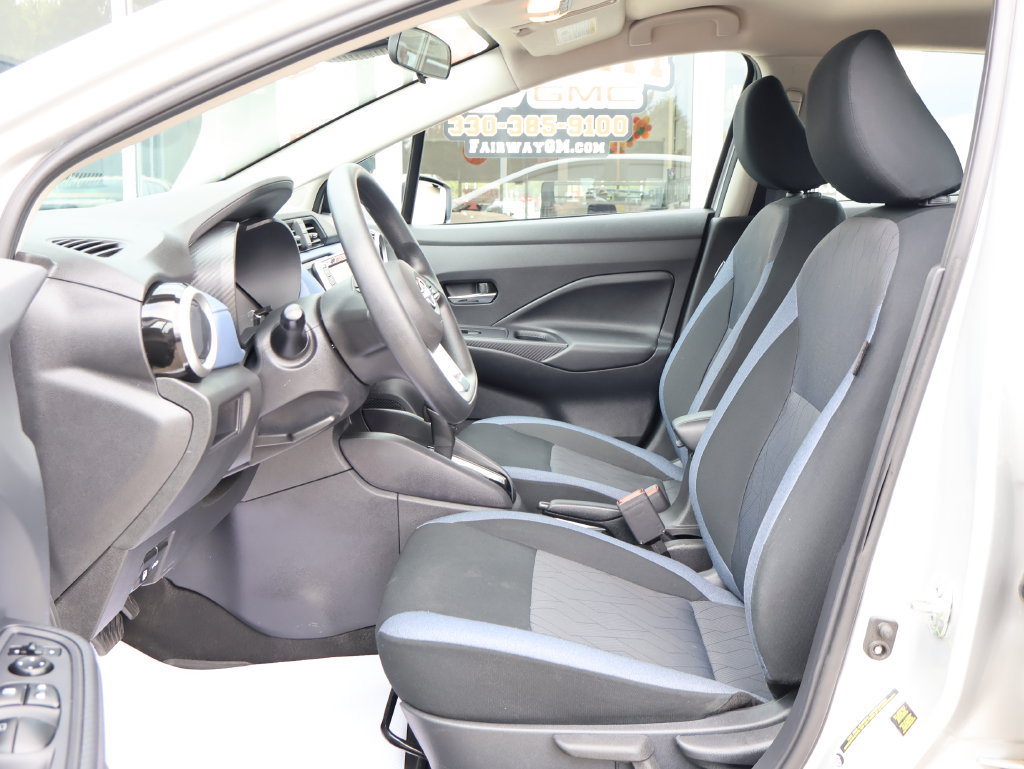 Used 2024 Nissan Versa SV w/ Trunk Package FWD image 11