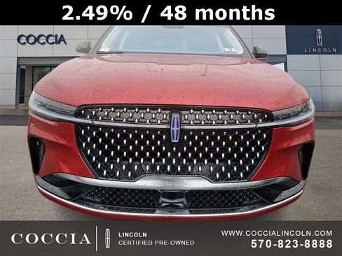 Certified 2024 Lincoln Nautilus Reserve w/ Equipment Group 202A image 2