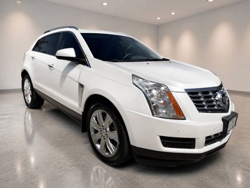 Used 2016 Cadillac SRX Luxury w/ Driver Awareness Package FWD image 1