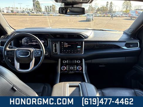 Used 2023 GMC Yukon Denali image 30