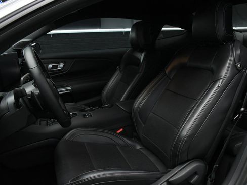 Used 2024 Ford Mustang GT Premium image 25