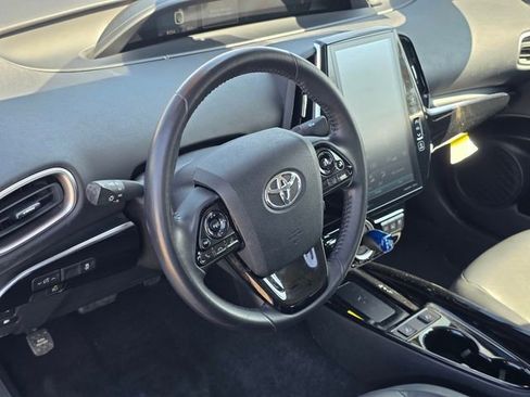 Used 2021 Toyota Prius Prime XLE image 7