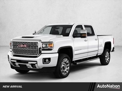 Used 2019 GMC Sierra 2500 4x4 Crew Cab w/ Sierra Convenience Package