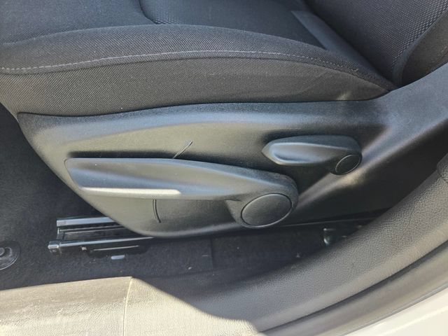 Used 2023 Jeep Renegade Latitude AWD/4WD image 16