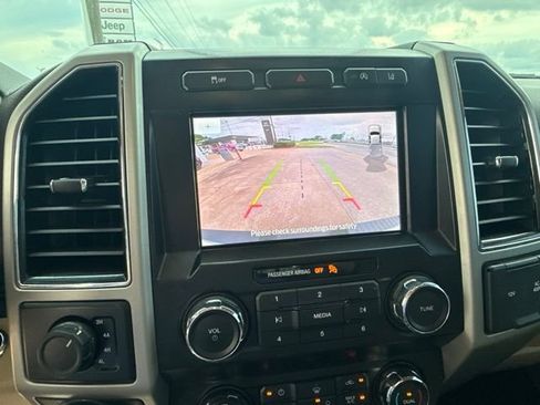 Used 2020 Ford F150 Lariat AWD/4WD image 23