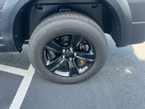 Used 2024 RAM 1500 Warlock RWD image 14