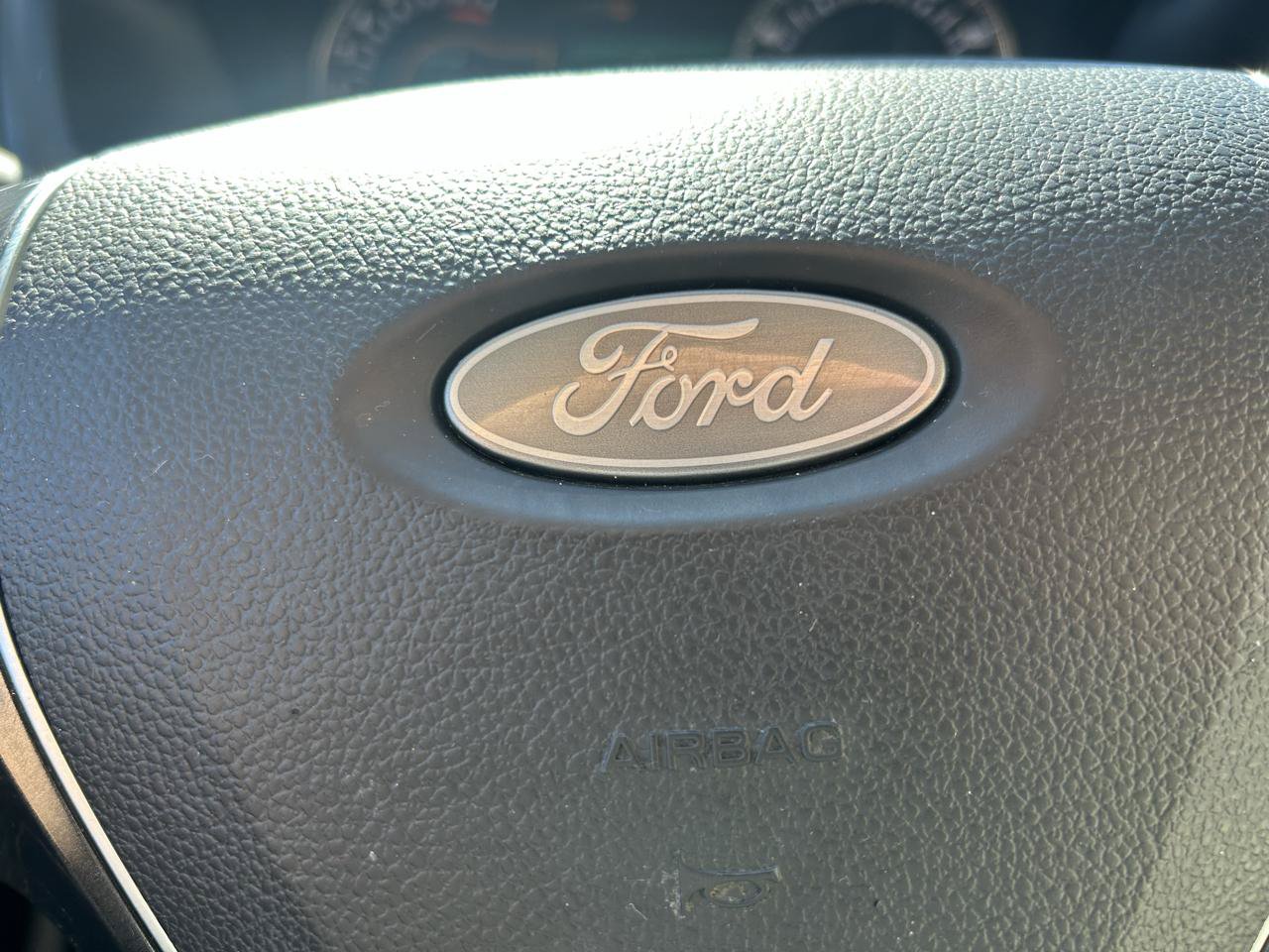Used 2018 Ford Explorer Platinum AWD/4WD image 23